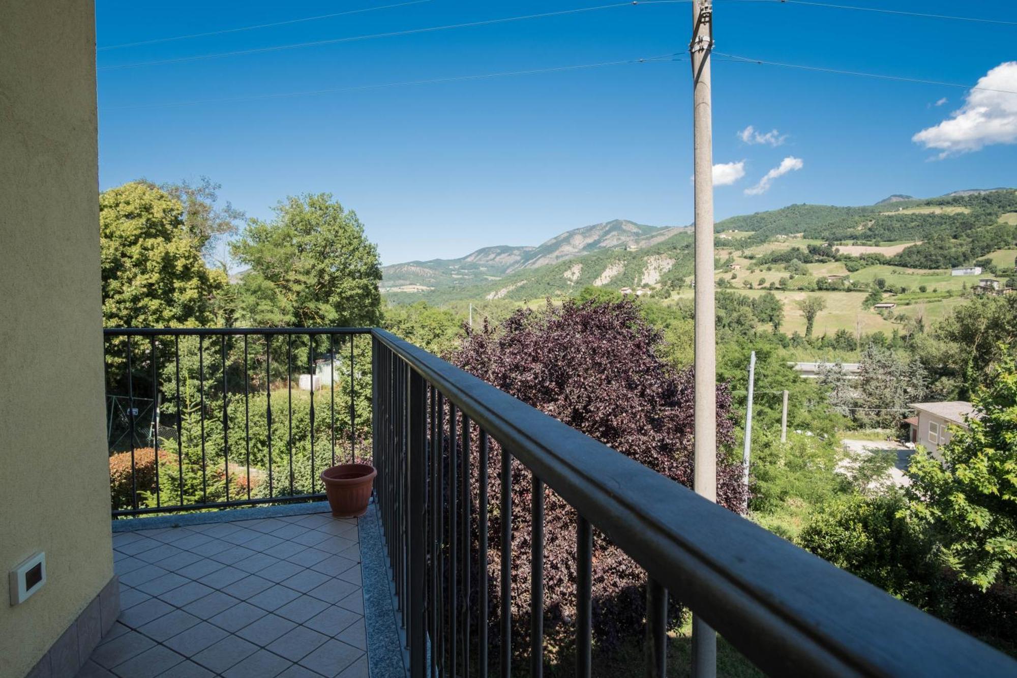 Soggiorno In Valle Bobbio Esterno foto